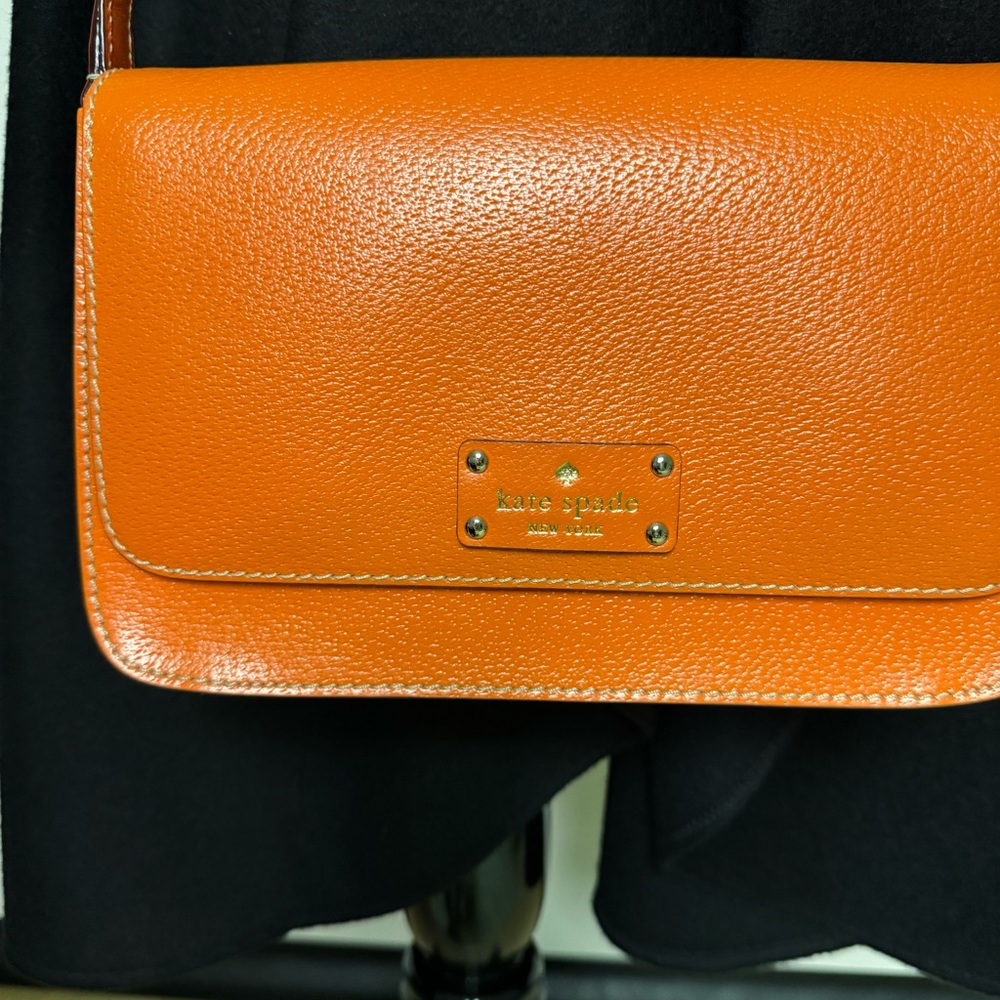 Kate Spade Cedar Street Monday Leather Bag - Picture 3 of 8
